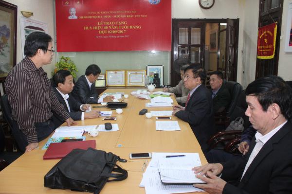 Lãnh đạo Đảng ủy Khối Công nghiệp Hà Nội có buổi làm việc với Chi bộ Hiệp hội Bia – Rượu – Nước giải khát Việt Nam