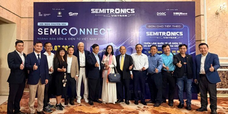 Các đại biểu dự hội nghị SemiConnect 2026